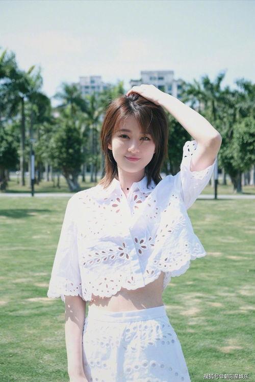 娱乐吃瓜酱小艺,揭秘娱乐圈那些不为人知的幕后故事